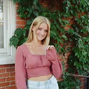 Meet your Posher, Alaina